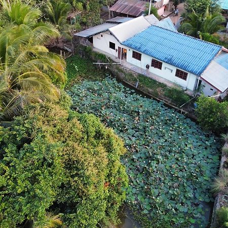 Positive Energy Homestay And Guide In Chiangkhan Chiang Khan Bagian luar foto